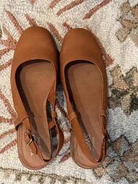 TOMS Tan Leather Slingback Flats
